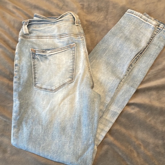 Maurice’s - Picture 2 of 3